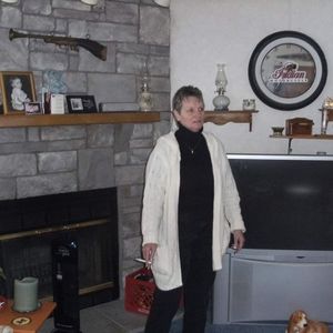 Meet your Posher, Debbie